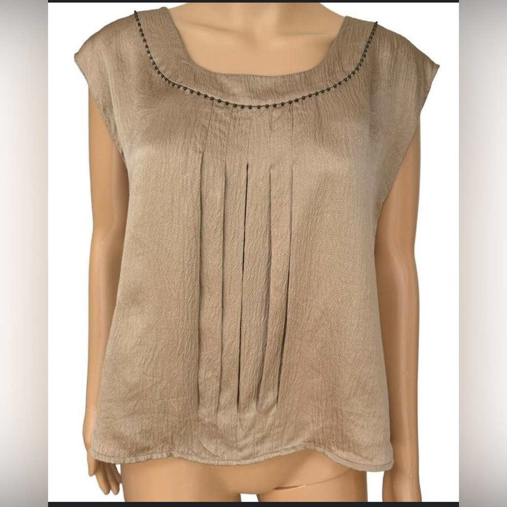 Talbots 100 % Silk Pleated Blouse withBeautiful  Neckline 2p